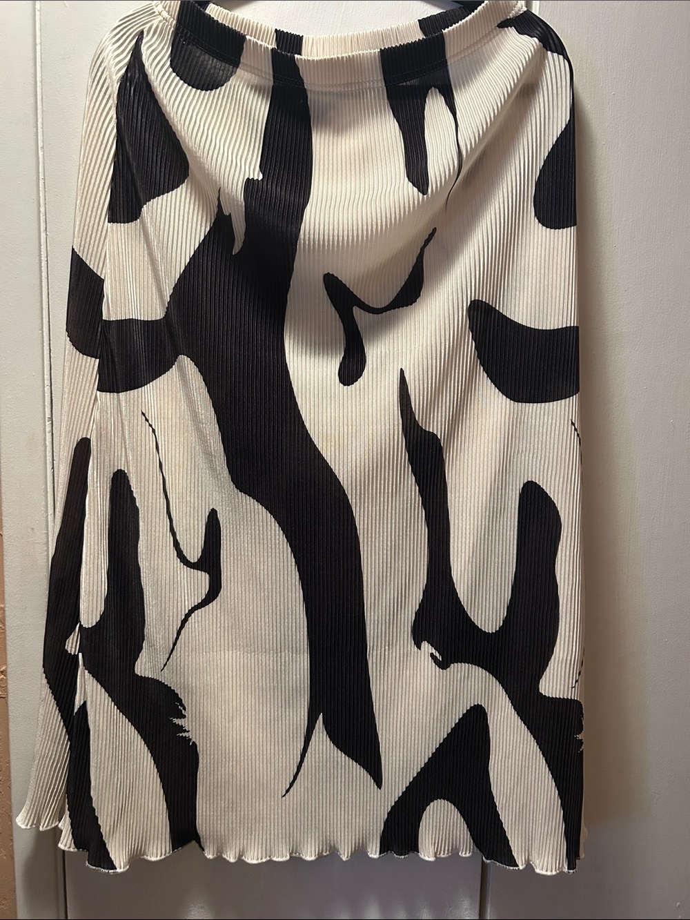 Black & White Abstract Print Midi Skirt